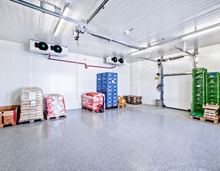 Reference cold storage and industrial refrigeration